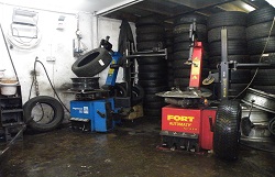 STAR TYRES UK LTD
