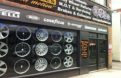 SPEEDY WHEELS AND TYRES